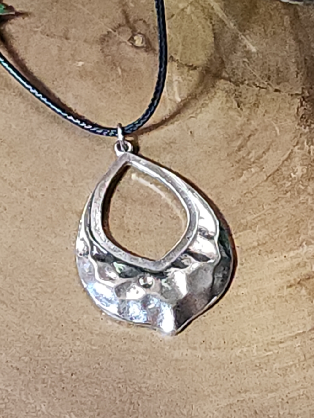 Silver Toned Teardrop Pendant Necklace On A Black Nylon Cord - Picture 4 of 8